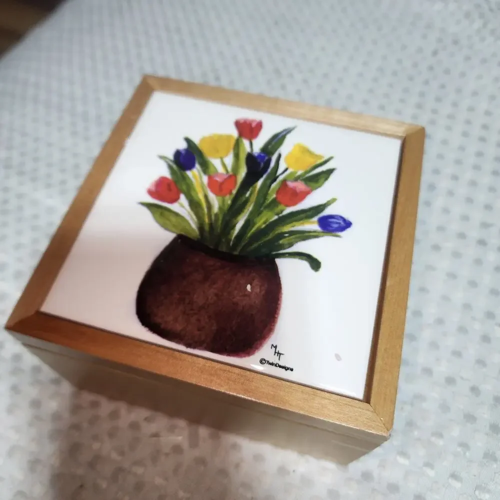 TWIN DESIGNS EUC FLORAL TILE INLAID TRINKET BOX MEMORY OF MARGERY TONER